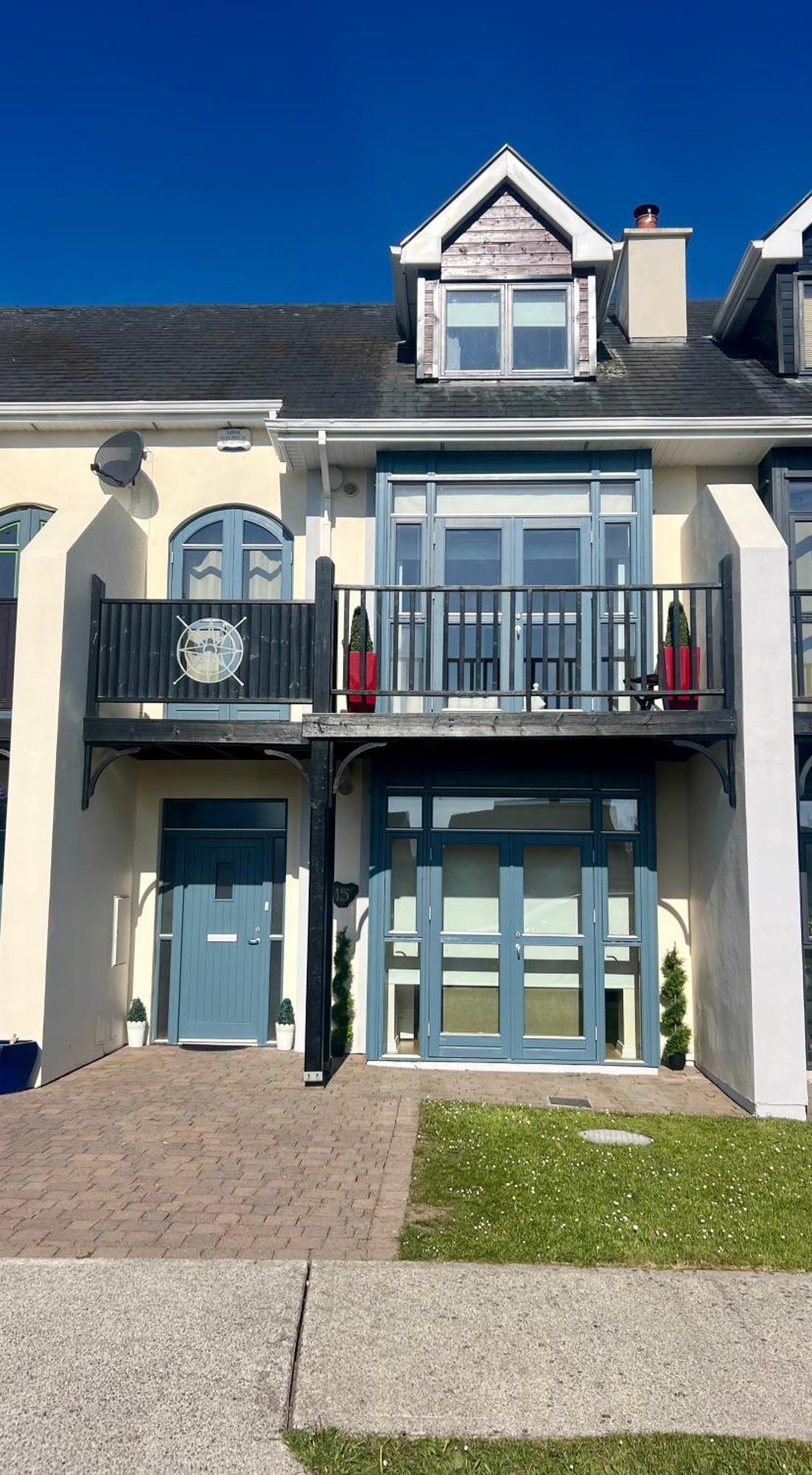 Shannonside - Stylish 5 Bed Marina Home & 40Ft Mooring Termonbarry Exterior photo